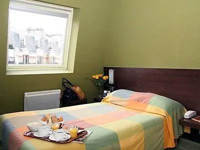 Apolonia Montmartre; Sure Collection By Western 3* Paříž